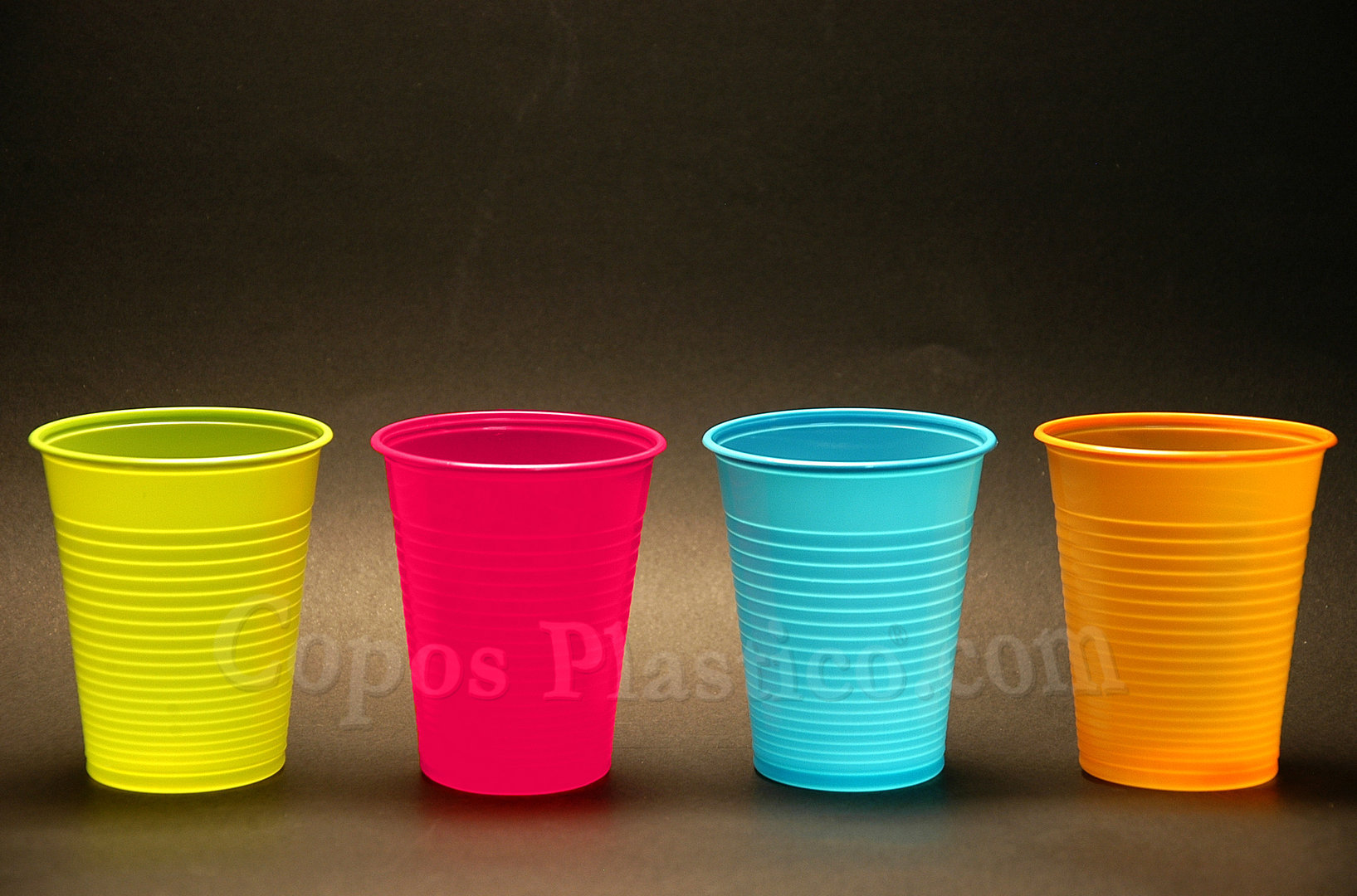  TashiBox Vasos de plástico con tapas [20 oz